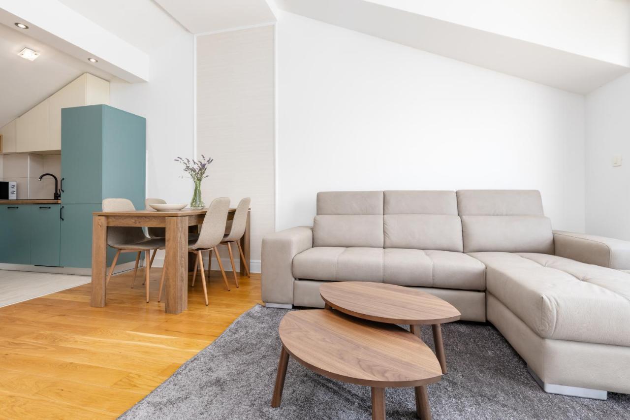 Apartment 29