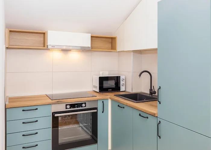 Apartment 29